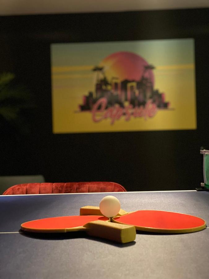 Capsule Miami Vice - Jacuzzi - Billard - Ecran Cinema & Netflix - Ping-pong - Nintendo & Jeux- *